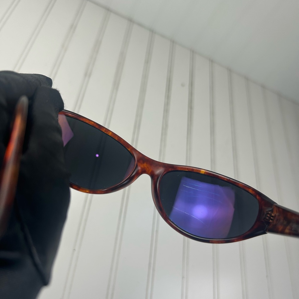 Haven Tortoise Shell Wrap-Around Sunglasses Dark Lens Vintage Y2K Style - Picture 8 of 10